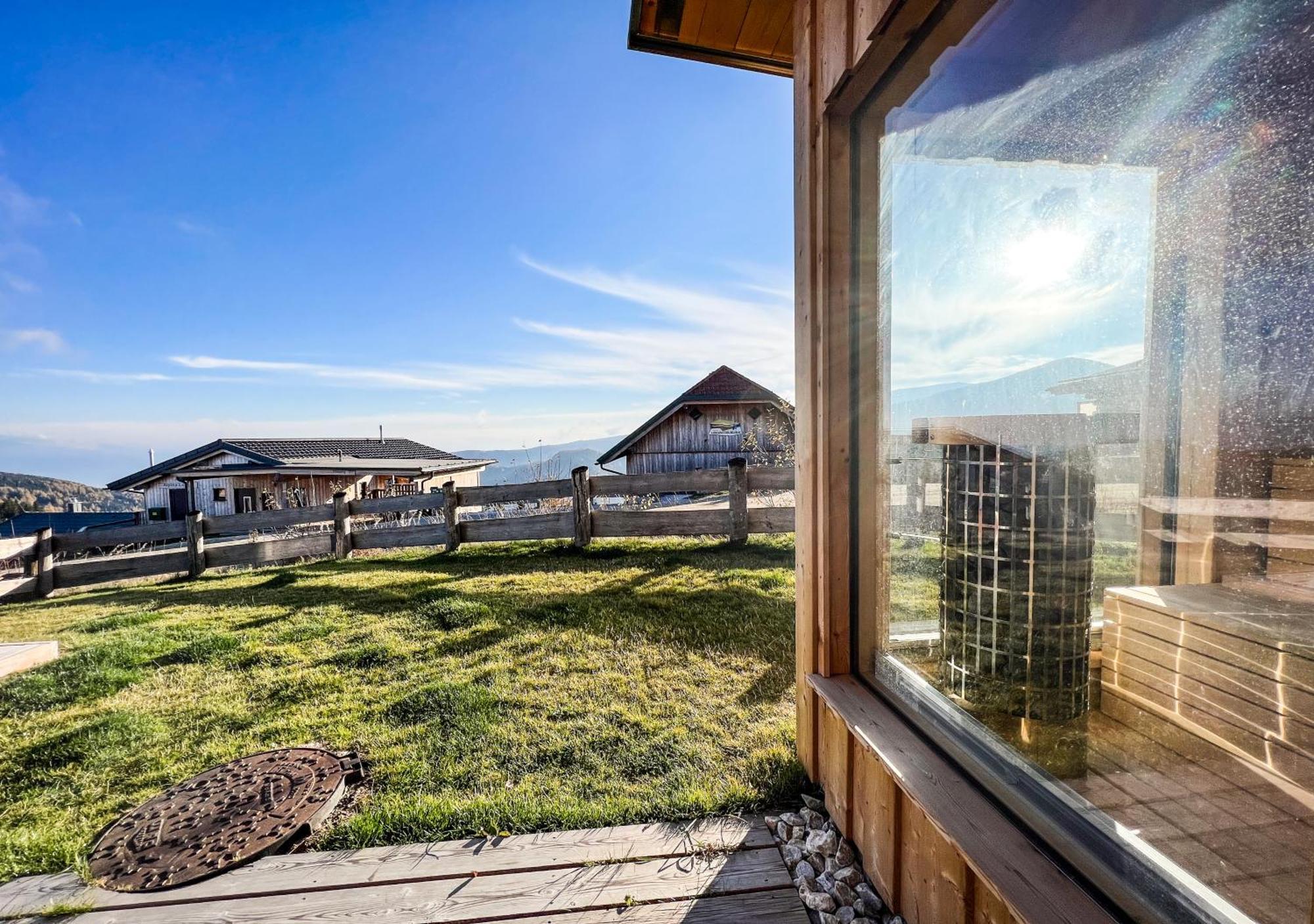 1a Eck - Wandern, Grillen, Panorama Sauna! Chalet Klippitztorl
