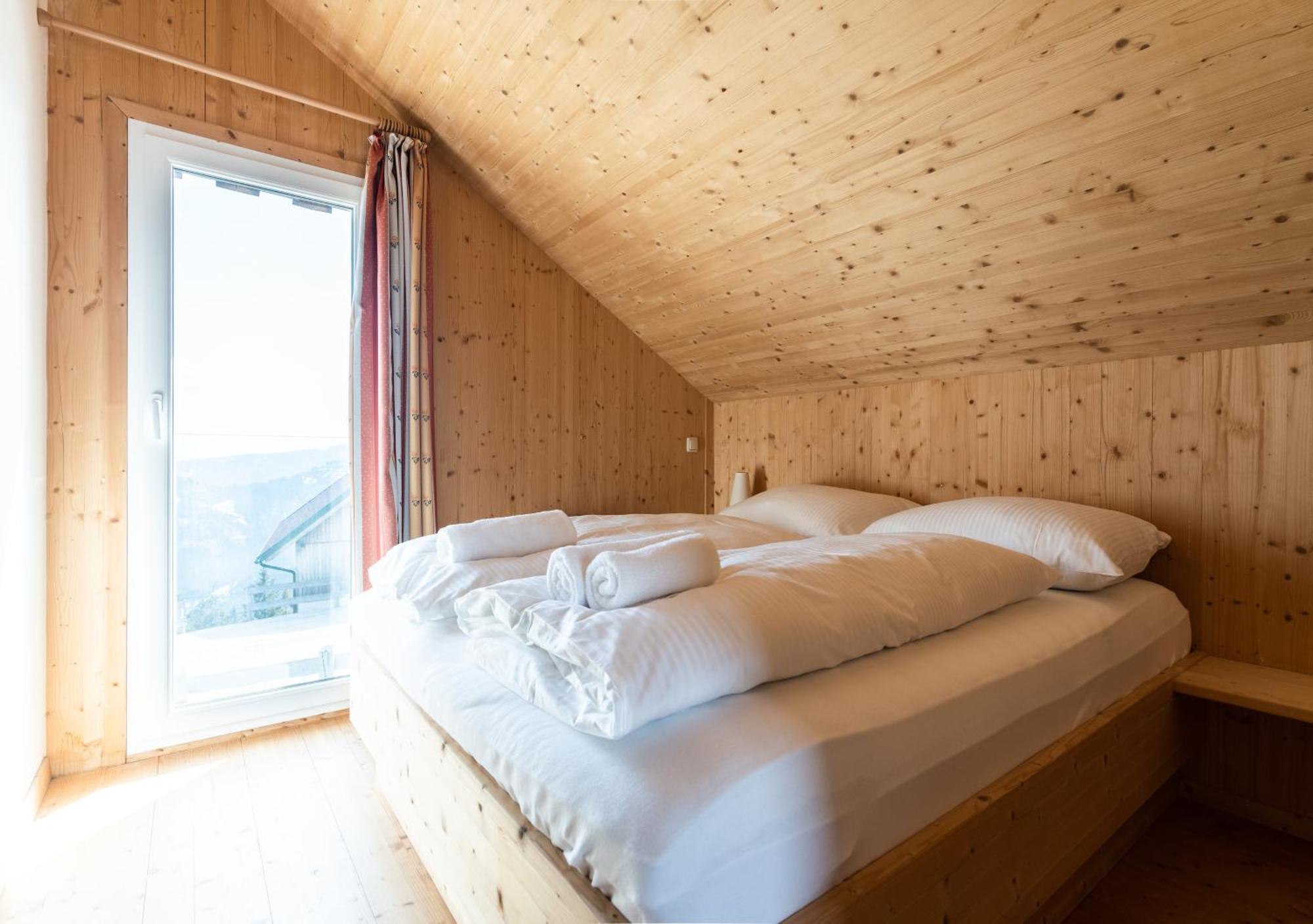 1a Eck - Wandern, Grillen, Panorama Sauna! Chalet